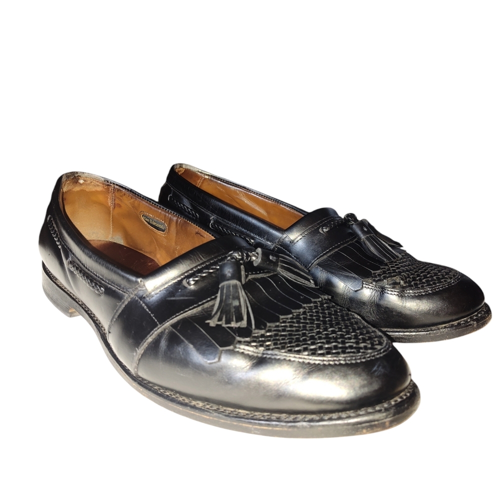 Allen Edmonds Black Loafers with Wingtip Design and Tassels